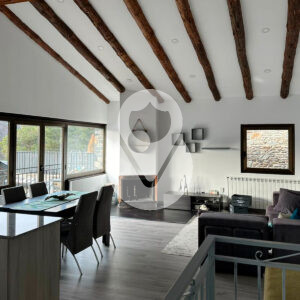 Casa reformada para alquilar en Engolasters-Este alquiler no es de temporada