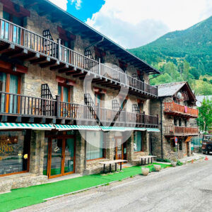 Exquisito Hotel para comprar en Ós de Civís