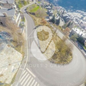 Excepcional terreno edificable a pocos minutos del centro de Escaldes