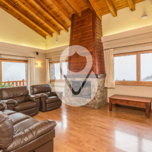 Exclusivo chalet para comprar ubicado en una zona privilegiada de Pal