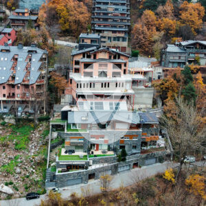 Exclusivo chalet de doble vivienda a la venta en Escaldes