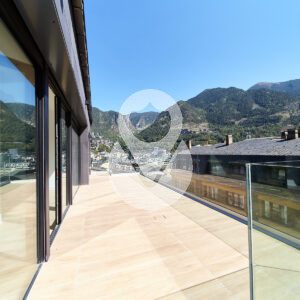 Ático de nueva construcción para comprar en Escaldes