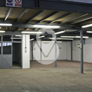 Nave con parcela para comprar en Andorra la Vella