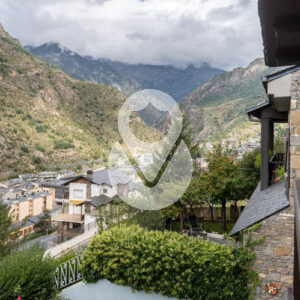 Exclusiva casa adosada para comprar en Sant Julià de Lòria